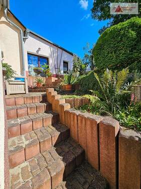 Zugang Garten - 7 Zimmer Einfamilienhaus in Grünhain-Beierfeld