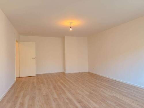 Wohnbereich - 1 Zimmer Etagenwohnung in München