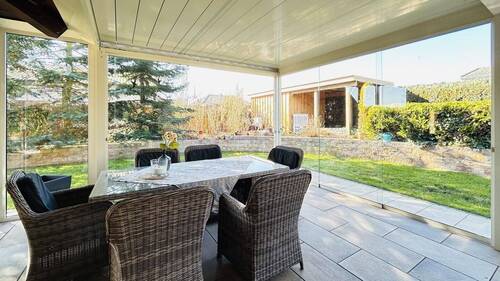 Wintergarten mit Blick in den Garten - 3 Zimmer Einfamilienhaus zum Kaufen in Güstrow