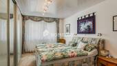 1. OG Schlafzimmer 1 - 