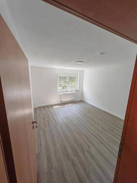 Zimmer 1 - 3 Zimmer Etagenwohnung zur Miete in Heilbronn
