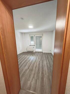 Zimmer 2 - 3 Zimmer Etagenwohnung in Heilbronn