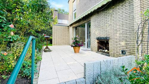 Terrasse am Essbereich - 5 Zimmer Mehrfamilienhaus, Wohnhaus in Dortmund