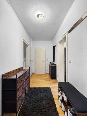 Flur - 3 Zimmer Etagenwohnung in Hannover