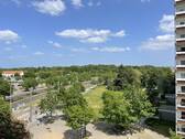 Blick aus dem Fenster - Schöne, helle 1,5-Zimmer Whg. 33,7 m² incl. Tiefgaragenplatz, Leipzig-Grünau