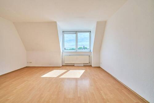 Großes Zimmer, unterteilbar - 