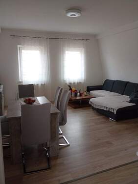 WhatsApp Image 2025-12-08 at 09.48.54 (1).jpeg - Moderne 2-Zimmer-Wohnung in Stein - Ideal für Singles und Paare