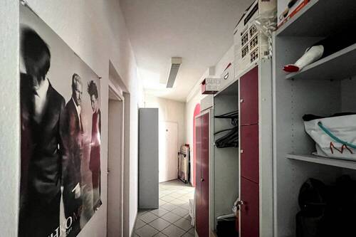 Flur im Gewerbeobjekt - 