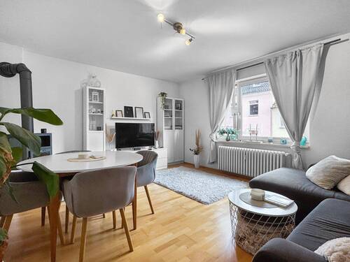 Wohnzimmer_Einrichtungsbeispiel - 