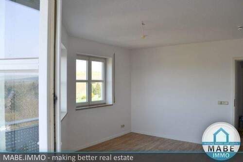 Wohn - und Schlafzimmer - 1 Zimmer Etagenwohnung in Mohlsdorf-Teichwolframsdorf