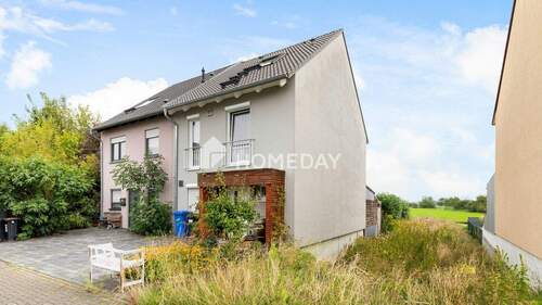 Außenansicht 1 - 5 Zimmer Reihenendhaus in Oberhausen-Rheinhausen