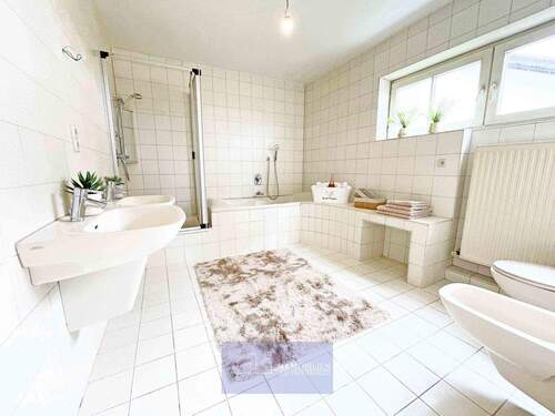 MASTERBADEZIMMER - 