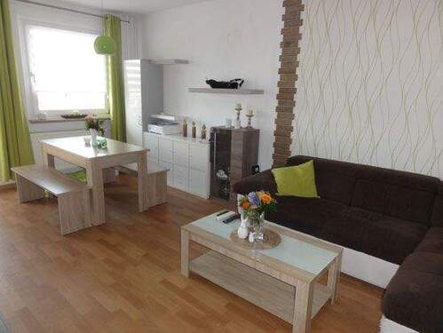 Wohnzimmer - Etagenwohnung mit 75,60 m² in Dresden zum Kaufen