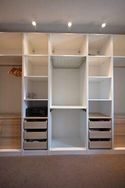 Blick in das Ankleidezimmer - 