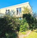 Außenansicht Süd/West - TOP ! Große Wohnung - ein Haus am Haus - mit EGOGKG in Fürth-Dambach - 2019 aufwändig teilsaniert !