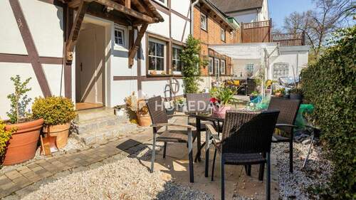 Terrasse 2 - 6 Zimmer Einfamilienhaus in Hamm