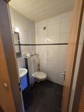 WC - 