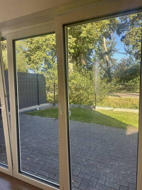 Blick auf die Terrasse/Garten - 4 Zimmer Doppelhaushälfte zum Kaufen in Bleckede