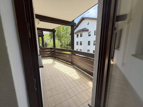 Balkon - 2 Zimmer Etagenwohnung in Neuenbüerg
