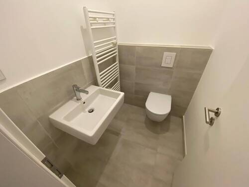 WC - 