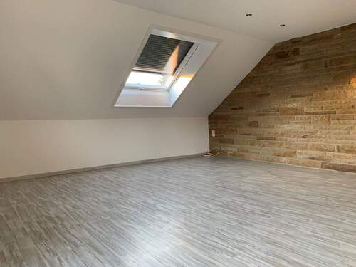 Wohnen und Essen - 2 Zimmer Etagenwohnung zur Miete in Reutlingen