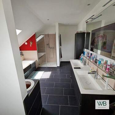 Badezimmer Obergeschoss 2 - 