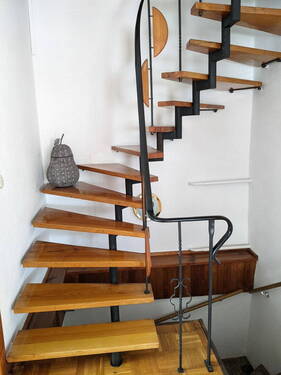 Treppe zu OG/UG - 