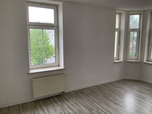 Wohnzimmer - 2 Zimmer Etagenwohnung zur Miete in Chemnitz
