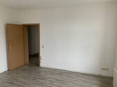 Wohnzimmer - 2 Zimmer Etagenwohnung in Chemnitz