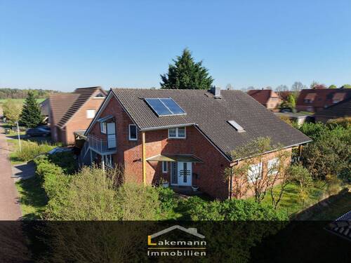 lakemann-Immobilien - Hämelhausen: Großzügiges Familienhaus mit Einliegerwohnung, Garten & viel Potenzial in ruhiger Lage