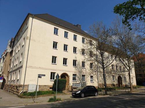 Aussenansicht Straßenseite - 