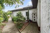 Bild 1 - Westend Idylle - Reihenmittelhaus im Bungalowstil mit großem uneinsehbaren Garten