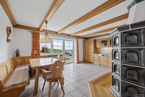 Geräumiges Esszimmer mit Küche im EG - 