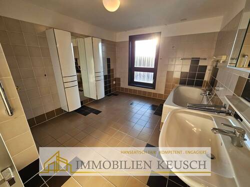 Großes Badezimmer - 