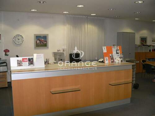 Empfang - 4 Zimmer Büro in Roth