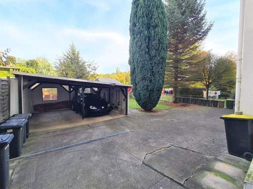 Carport - Etagenwohnung mit 106,00 m&sup2; in Görlitz zur Miete