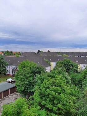 Blick vom Balkon 4. OG - WG-geeignet, Zuschuss für Küche, keine Barkaution