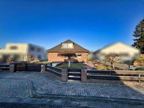 Frontansicht - 6 Zimmer Einfamilienhaus zum Kaufen in Achim