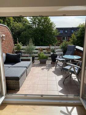 Die Dachterrasse (zur Gartenseite) - 