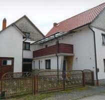 Geräumiges EFH m.2 Garagen in Römhild OT Roth