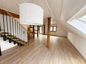 wohnen 2 - Großzügige 3 Zimmer-DG-Wohnung mit zusätzlich ausgebautem Dachboden!