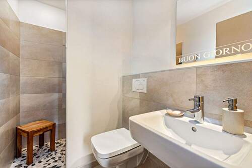 Duschbad EG - 4 Zimmer Einfamilienhaus zum Kaufen in Buchholz in der Nordheide / Trelde