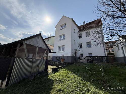 Außenbild2 - Mehrfamilienhaus mit 6 Wohneinheiten in Pfullingen - einzeln aufgeteilt & vermietet