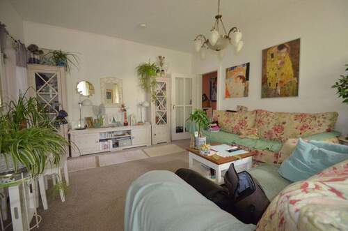 Auch das Wohnzimmer.... - 2 Zimmer Etagenwohnung in Berlin