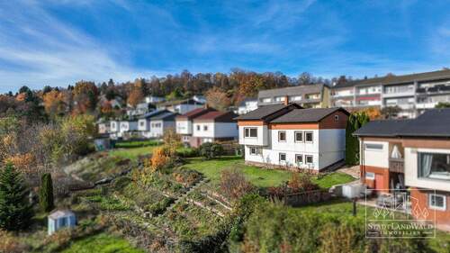 Luftbild - Einfamilienhaus mit 110,00 m&sup2; in Pirmasens zum Kaufen