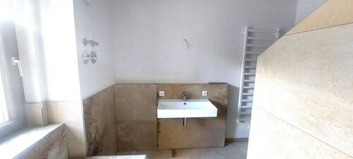 Bad mit Bodenheizung.jpg - 