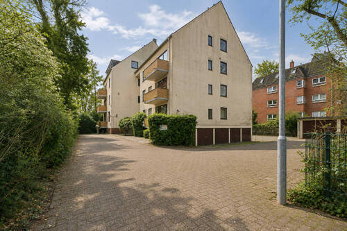 Zufahrt - 3 Zimmer Etagenwohnung zum Kaufen in Bremen / Schwachhausen