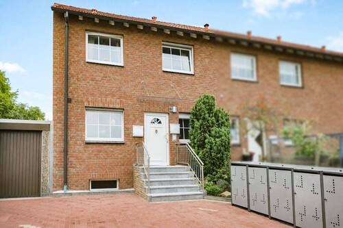 Vorderansicht - Stilvolle Maisonette-Wohnung mit Gartenanteil in Bestlage von Kamen - frisch saniert & bezugsfrei