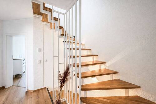 Treppe zum DG - 