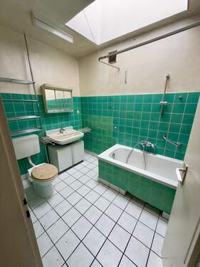 Bad Haus - 